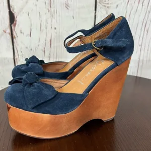 JEFFREY CAMPBELL DAISY D  D’orsay Navy Suede Wedge platforms size 7 EUC