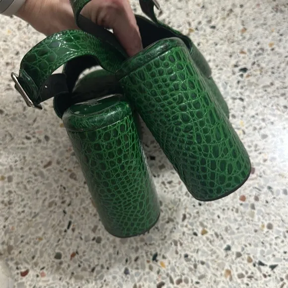 Jeffrey Campbell green gator platform heel sandal Mattix Revolve 6.5