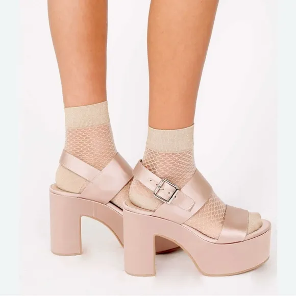 Jeffrey Campbell - NWOT women’s MOODY Gray patent Platform slingback Sandals 12