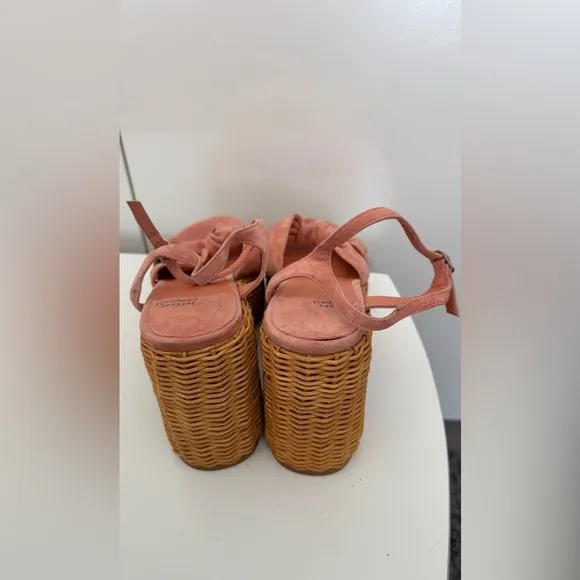 Jeffrey  Campbell Women's Pink Woven Platform Sandals size 9.5