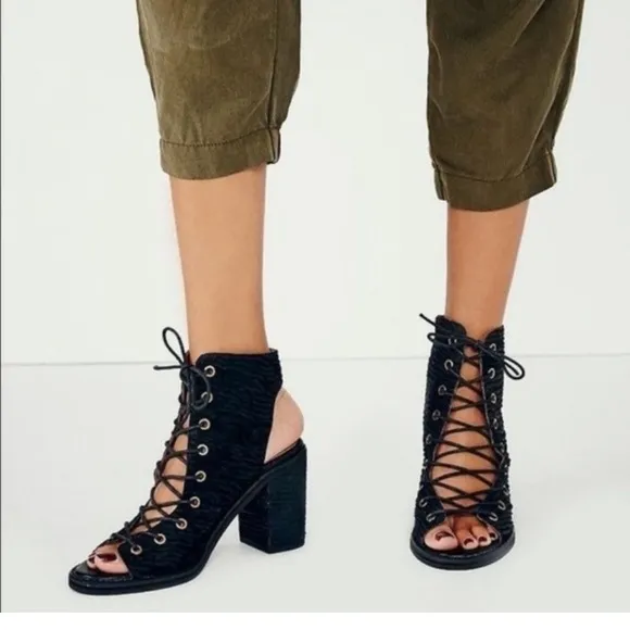 Jeffrey Campbell x free people Ballet boot Black Lace-Up Women 7.5 festival Y2K