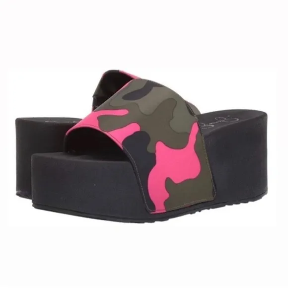 Jessica Simpson Camo Slide Platform Sandals, Size 8 New in Box