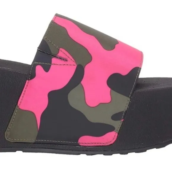 Jessica Simpson Camo Slide Platform Sandals, Size 8 New in Box