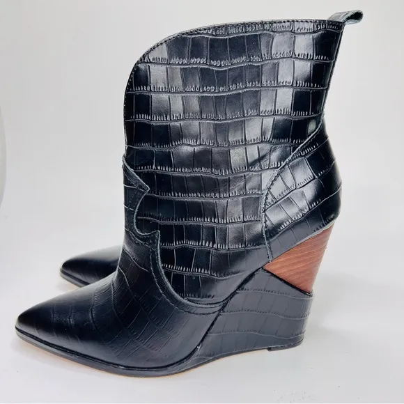 Jessica Simpson Hilrie Black Crocodile Embossed Leather Western Wedge Heel Boot