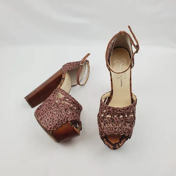 Jessica Simpson JSDessie platform Heel sandals