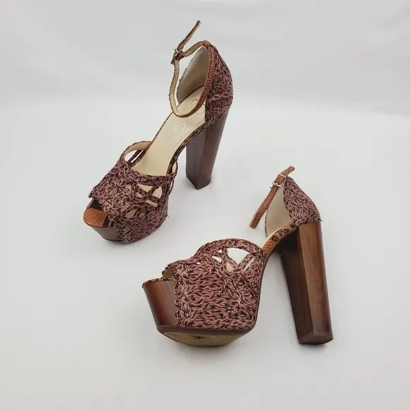 Jessica Simpson JSDessie platform Heel sandals