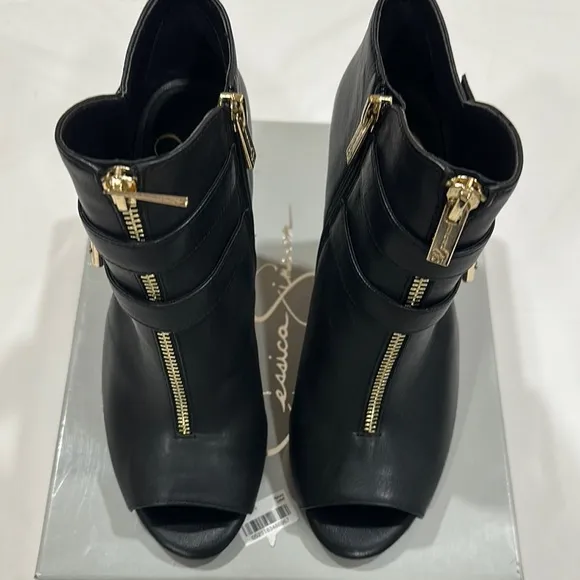 Jessica Simpson Leather Elegant Black Heeled Ankle Boots