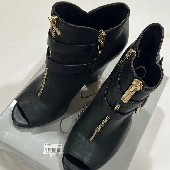 Jessica Simpson Leather Elegant Black Heeled Ankle Boots