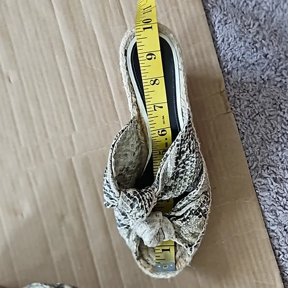 Jimmy Choo Priory Knotted Python Mule platform sandals-39