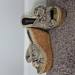 Jimmy Choo Priory Knotted Python Mule platform sandals-39