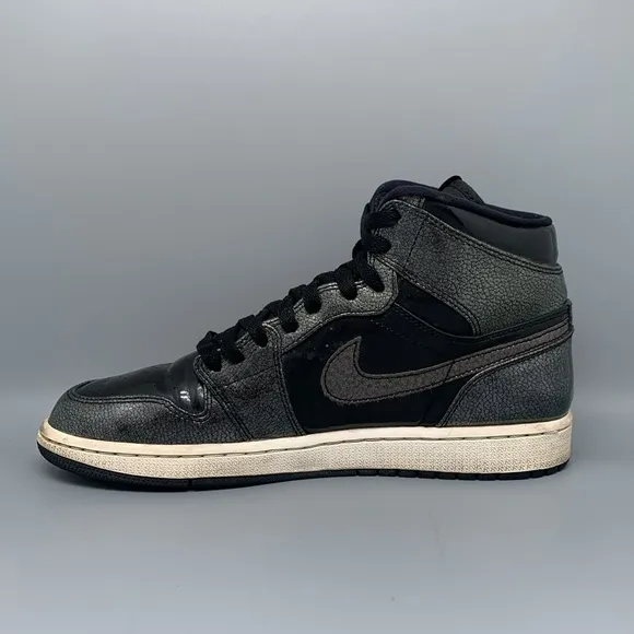 Jordan 1 Retro High Black Patent Basketball Shoes Men’s Sz 9