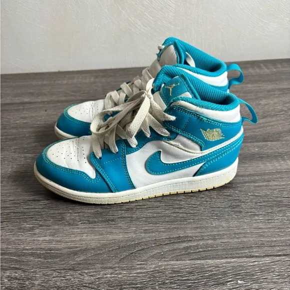 Jordan 1 White/Teal Sneakers 2.5Y