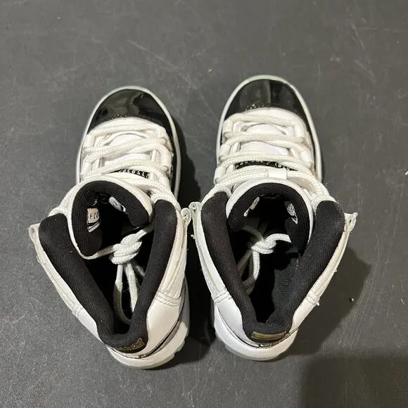Jordan 11 Retro DMP Gratitude 2023 Youth 11c White Black 378039-170 Basketball
