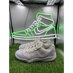 Jordan 11 Retro‎ Low Pure Violet Youth Sneakers Shoes Size 3Y 580522-101