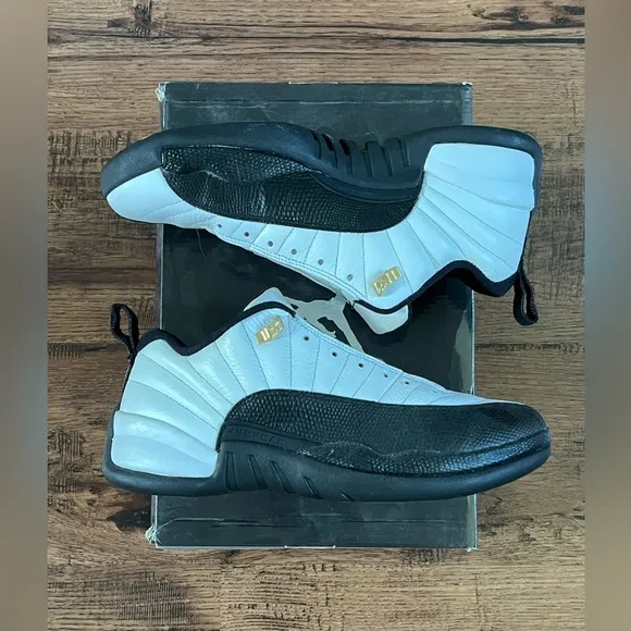 Jordan 12 Retro Low 2011 ‘Taxi’ (size mens 9.5/wmns 11)