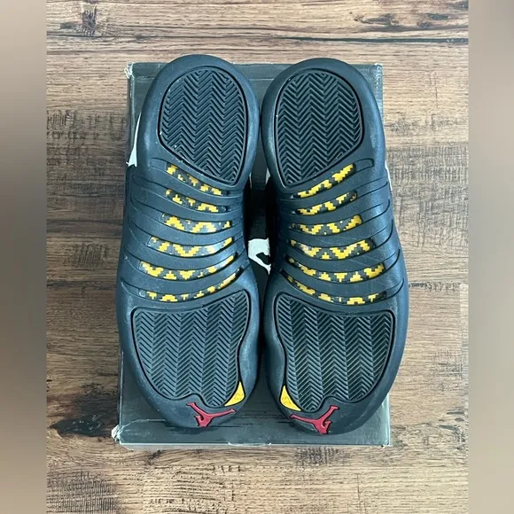 Jordan 12 Retro Low 2011 ‘Taxi’ (size mens 9.5/wmns 11)