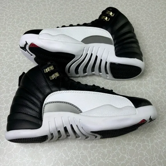 Jordan 12 Retro Playoffs  Men’s Black/White Athletic Shoes Sneakers Pre-owned