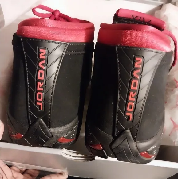 Jordan 14 Retro Low Red Lipstick