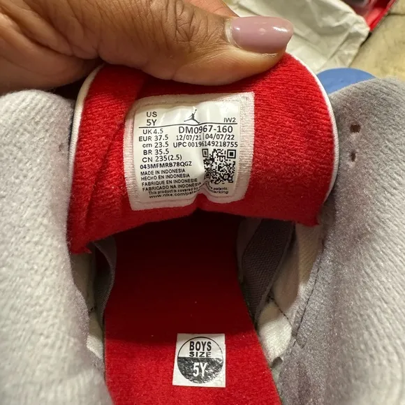 Jordan 3 retro (2022)