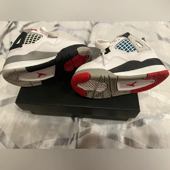 Jordan 4 Retro Beautiful shoes