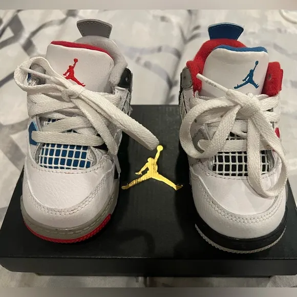 Jordan 4 Retro Beautiful shoes