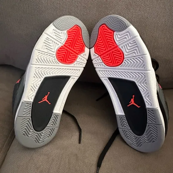 Jordan 4 retro infrared kids size 13c