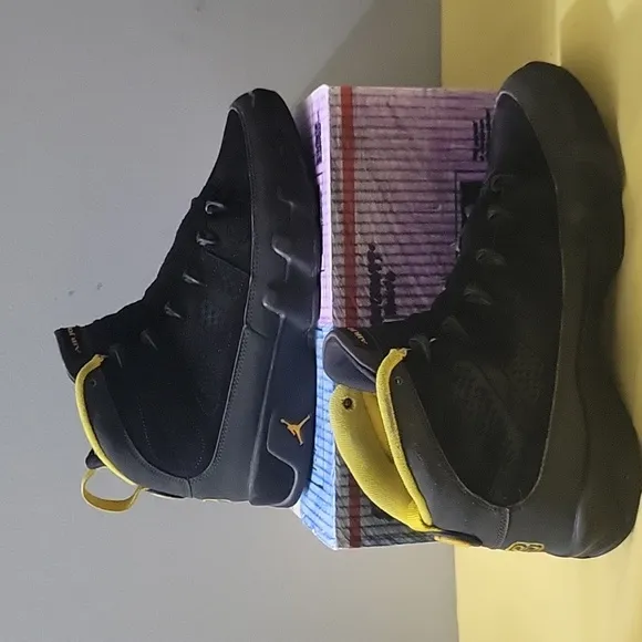 Jordan 9 Retro Dark charcoal Size 8