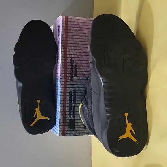 Jordan 9 Retro Dark charcoal Size 8