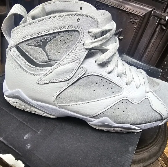 Jordan Athletic Shoes - White and Gray