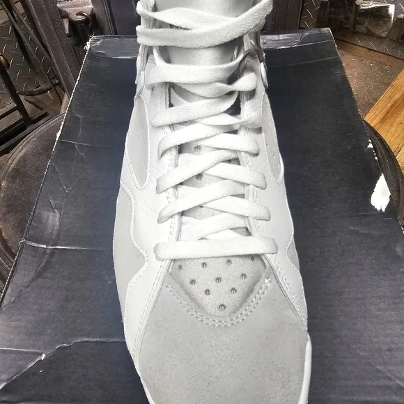 Jordan Athletic Shoes - White and Gray