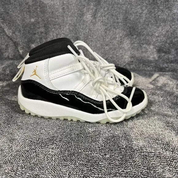 Jordan Little Kid 11 Retro DMP Gratitude 2023 size 9C