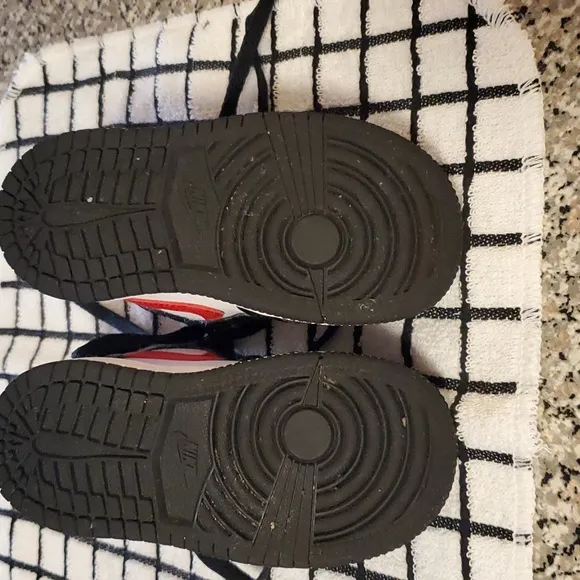 Jordan retro 1 high og (remastered)