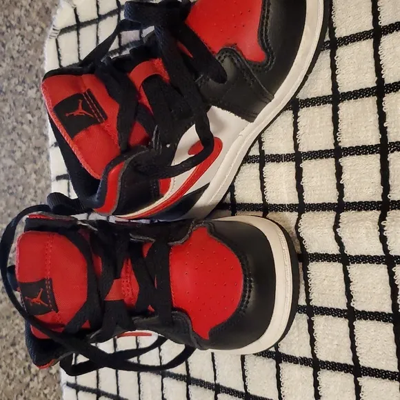 Jordan retro 1 high og (remastered)