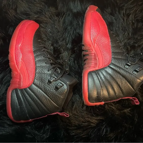Jordan Retro 12 “Flu Game”