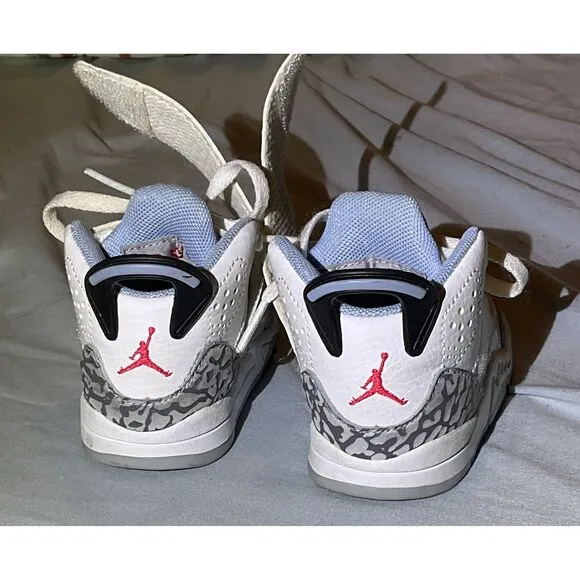 Jordan White High-Top Elephant Print Jumpman Logo Sneakers Size youth 4