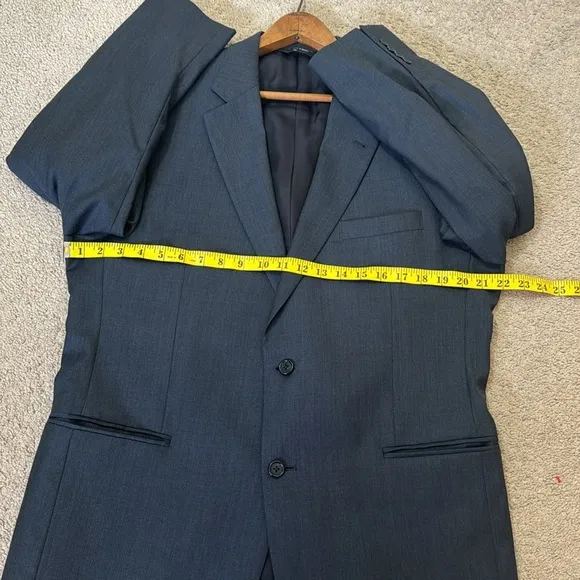 Jos. A. Bank Men’s Charcoal Suit Set Size 41R &amp; 35R