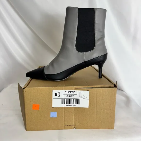 Journey‎ collection Women's Grey and Black Ankle Boots