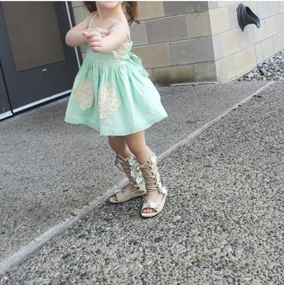 Joyfolie ”Seraphina in gardenia” gladiator boho sandals suede &amp; flowers