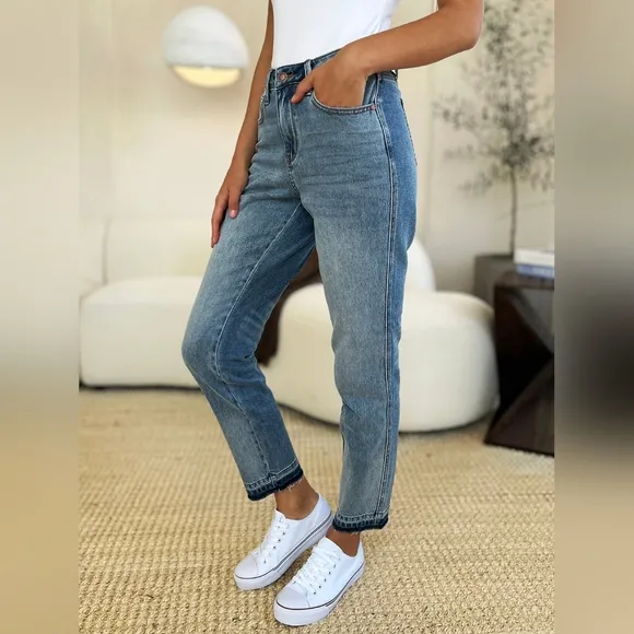 Judy Blue Mid-Rise Slim Fit Jeans Ridged Back Magic Released Raw Hem Denim Pants