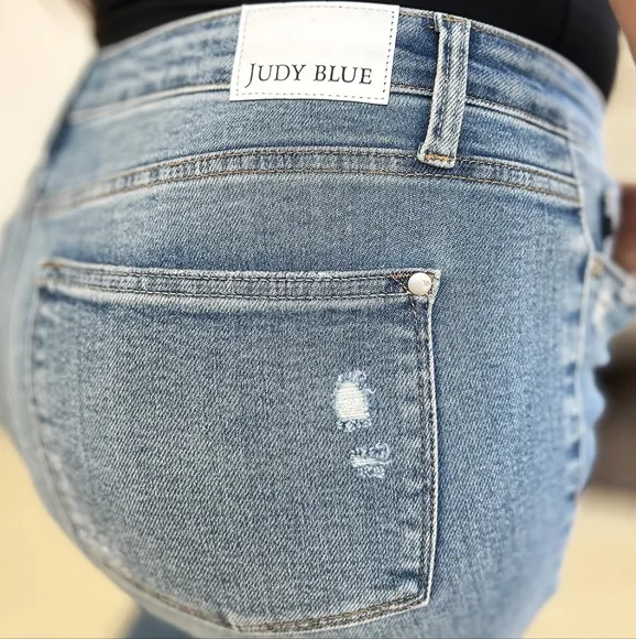 Judy Blue Mid-Rise Straight Leg Distressed Denim Torn Knee Raw Hem Jeans Pants