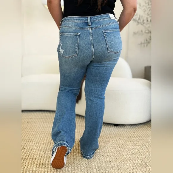 Judy Blue Mid-Rise Straight Leg Distressed Denim Torn Knee Raw Hem Jeans Pants