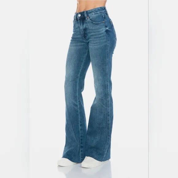 Judy Blue Tummy Control Mid-Rise Jeans Slim Fit Tapered Flare Cut Denim Pants