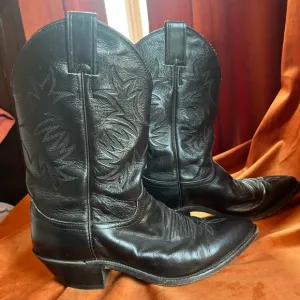 Justin boots. Black excellent condition