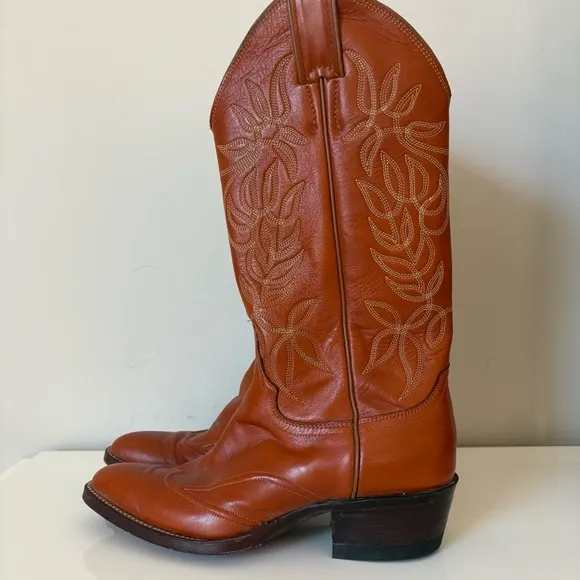 Justin Boots Vintage Burnt Orange Leather Cowboy Boots Cowgirl Boots