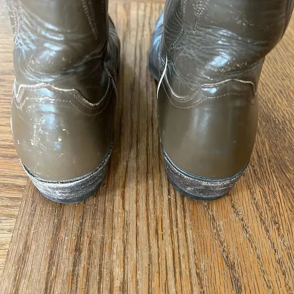 Justin Women’s Retro Cowboy Boot size 6 1/2 A