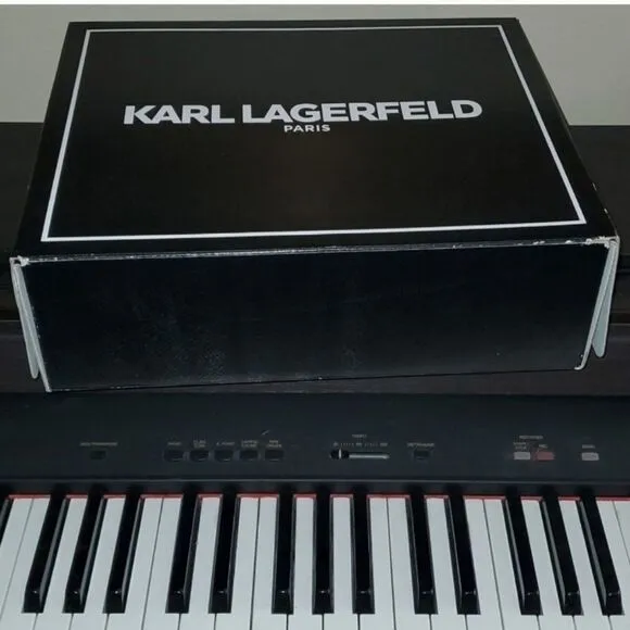 Karl Lagerfeld Black Pebble leather boots size 7.5 black jewels embellished edgy
