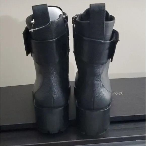 Karl Lagerfeld Black Pebble leather boots size 7.5 black jewels embellished edgy