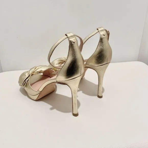 Kate Spade Bridal Bow Gold Leather Platform Sandal Stiletto Heel Evening Pump 10