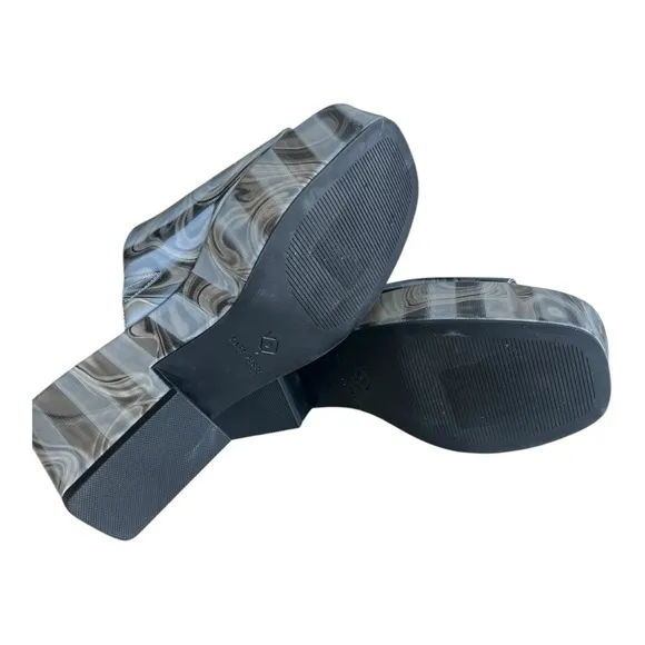 Katy Perry The Busy Bee Slide Women's Black and Gray Platform  Shoes Size 8.5M