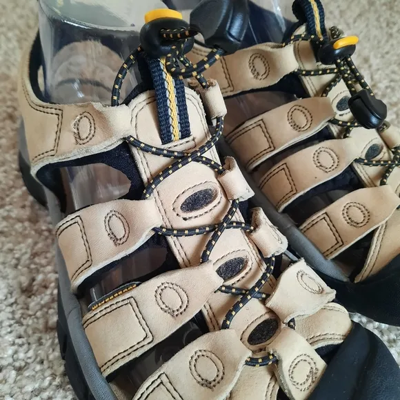 Keen Newport Leather Hiking Sandals Light Tan Pull Cord Slip On Size 7